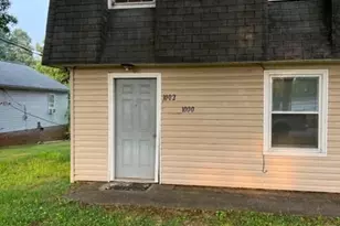 1002 Walnut St, Reidsville, NC 27320 - Photo 1