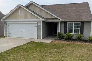 4035 Meredith Woods Ln, Winston-Salem, NC 27107 - Photo 1