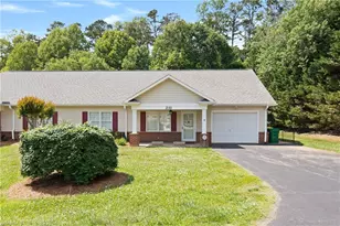 211 S Boyles St, Pilot Mountain, NC 27041 - Photo 1