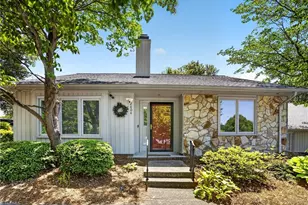 2804 Waters Edge Ln, Greensboro, NC 27410 - Photo 1