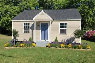 524 Avon Ave, Burlington, NC 27215 - Photo 1