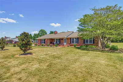 633 Nottinghill Drive, Winston-Salem, NC 27107 - Photo 1