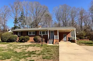 1546 W Harrison St, Reidsville, NC 27320 - Photo 1