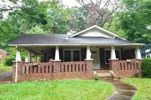 2712 NE Greenway Ave, Winston-Salem, NC 27105 - Photo 1