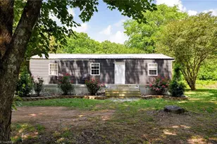 268 Walnut Grove Rd, Lexington, NC 27292 - Photo 1