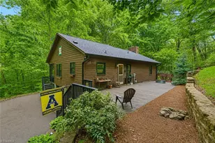413 Wildwood Dr, North Wilkesboro, NC 28659 - Photo 1