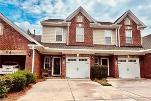 2926 Grove Park Dr, Burlington, NC 27215 - Photo 1