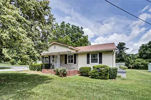507 E Presnell St, Asheboro, NC 27203 - Photo 1