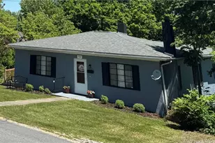 722 Maiden Ln, Mount Airy, NC 27030 - Photo 1
