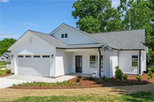 340 Frank Cherry St, Eden, NC 27288 - Photo 1