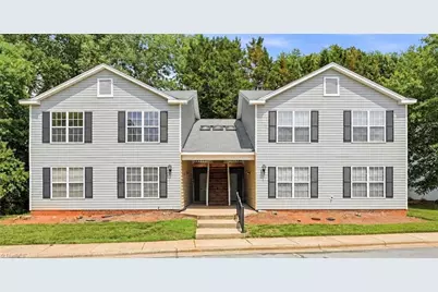15 Meadowood Glen Way #C, Greensboro, NC 27409 - Photo 1
