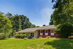 3462 Stimpson Dr, Pfafftown, NC 27040 - Photo 1