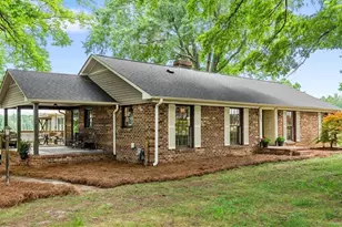 285 Trails End Rd, Reidsville, NC 27320 - Photo 1