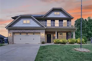 906 Maxine St, Kernersville, NC 27284 - Photo 1