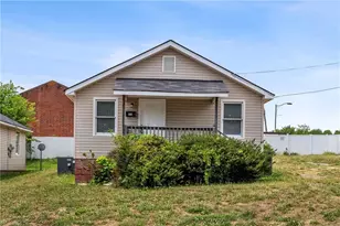 104 S Raleigh St, Greensboro, NC 27401 - Photo 1
