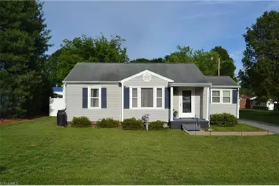 305 N 10th Avenue, Mayodan, NC 27027 - Photo 1