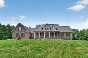 383 Simmons Rd, Pilot Mountain, NC 27041 - Photo 1