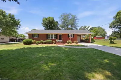 504 Sherwood Road, Reidsville, NC 27320 - Photo 1
