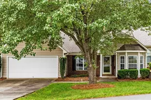 8 Mansfield Cir, Greensboro, NC 27455 - Photo 1