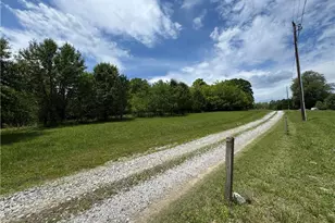 000 Eagle Ln, Mount Airy, NC 27030 - Photo 1