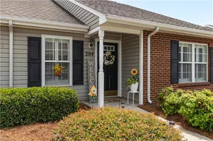 204 Carrington Ln, Thomasville, NC 27360 - Photo 1