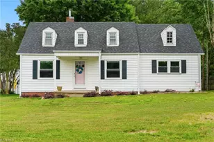 2136 Courtney-Huntsville Rd, Yadkinville, NC 27055 - Photo 1