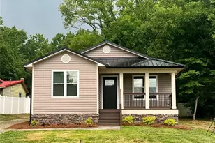 700 W Holt St, Mebane, NC 27302 - Photo 1