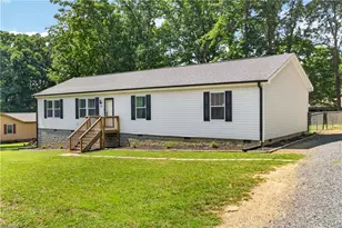 206 McKnight St, Asheboro, NC 27205 - Photo 1