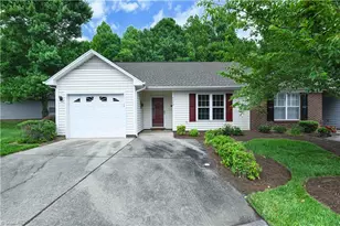 3122 Woodpoint St, Jamestown, NC 27282 - Photo 1
