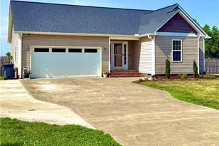 106 Tranquility Ln, Harmony, NC 28634 - Photo 1