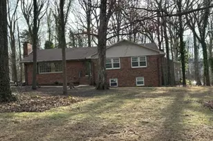 103 Thornwood Rd, Jamestown, NC 27282 - Photo 1