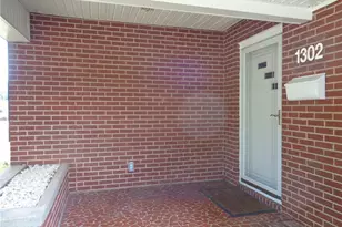 1302 Miller St, Winston-Salem, NC 27103 - Photo 1