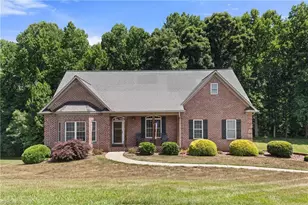 134 Graywood Ct, Advance, NC 27006 - Photo 1