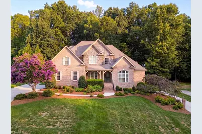 426 Chesham Drive, Kernersville, NC 27284 - Photo 1