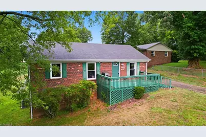 3020 Pearson Street, North Wilkesboro, NC 28659 - Photo 1
