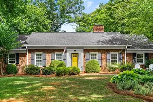 802 Kemp Rd W, Greensboro, NC 27410 - Photo 1