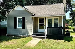 2815 Rowell St, Winston-Salem, NC 27101 - Photo 1