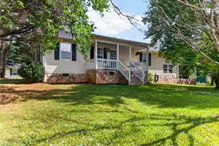 4217 Lake Ridge Ct, Ramseur, NC 27316 - Photo 1