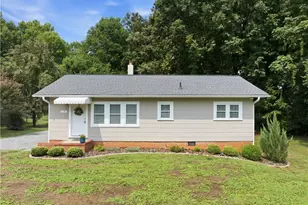 110 New Street S, Liberty, NC 27298 - Photo 1
