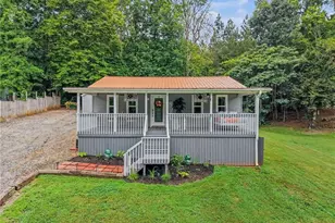 390 Woodhaven Shores Dr, Lexington, NC 27292 - Photo 1