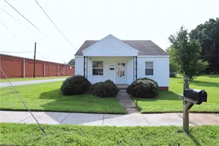 1320 Whitsett St, Burlington, NC 27215 - Photo 1