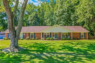 216 Vancouver Ct, Kernersville, NC 27284 - Photo 1