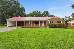 211 Maxwell Dr, Lexington, NC 27295 - Photo 1
