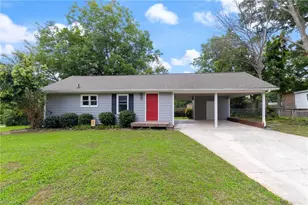 500 Washington St, Graham, NC 27253 - Photo 1
