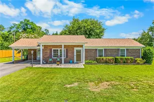 307 E Devon Dr, Mount Airy, NC 27030 - Photo 1