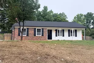705 Lakecrest Ave, High Point, NC 27265 - Photo 1
