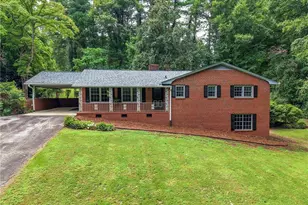 141 Elm St, Mocksville, NC 27028 - Photo 1