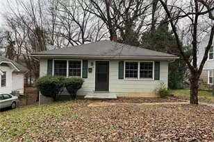 257 S Sunset Dr, Winston-Salem, NC 27103 - Photo 1