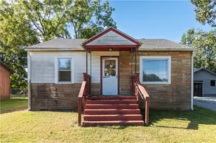 306 Friendly Ave, High Point, NC 27260 - Photo 1