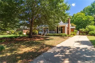 2014 Medhurst Dr, Greensboro, NC 27410 - Photo 1
